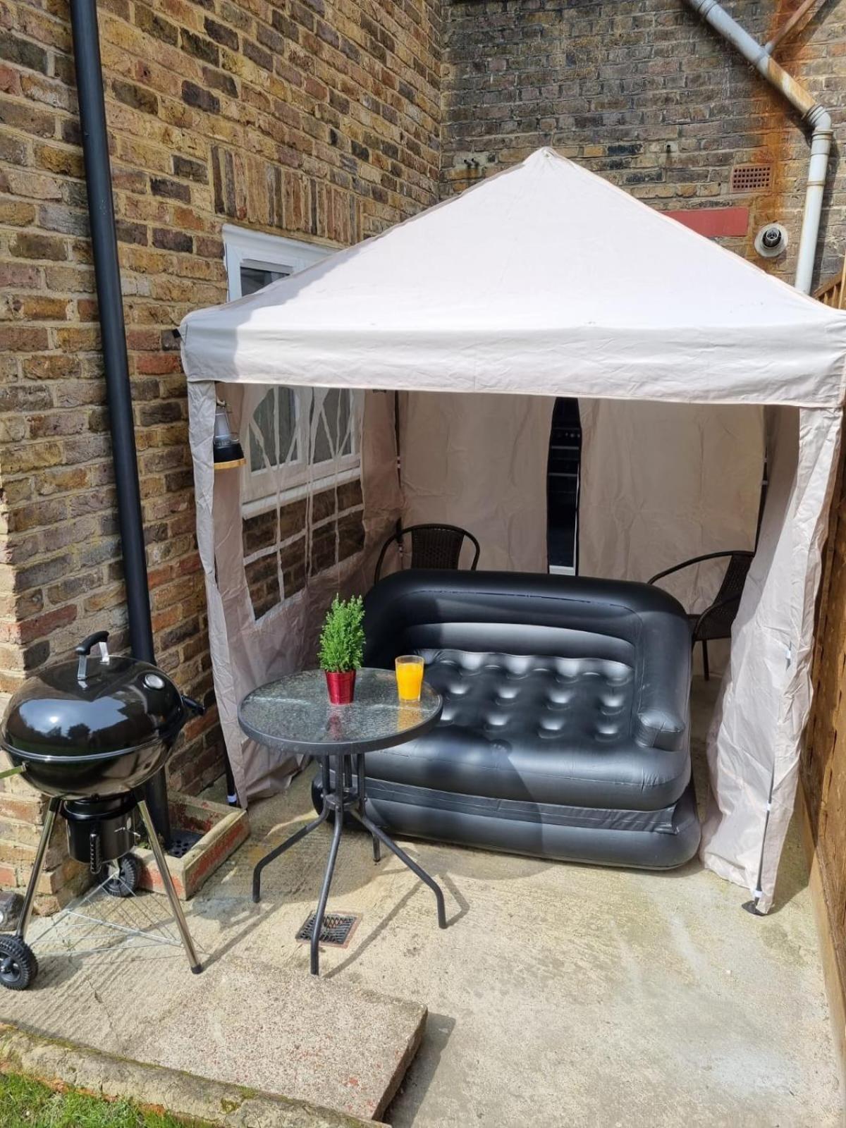 Beautiful Double Room In Acton, West London Kültér fotó